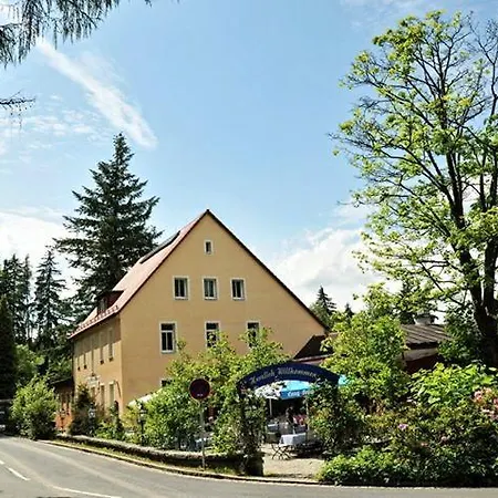 Berggasthof Waldlust بيت ضيافة 3*